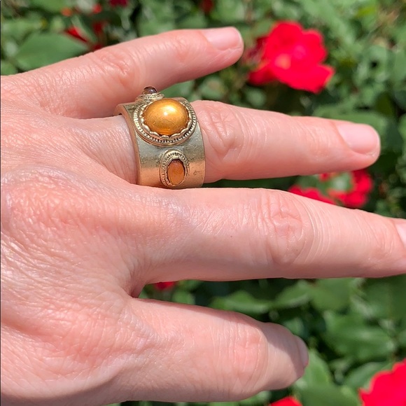 Vintage gold tone ring - Picture 4 of 5